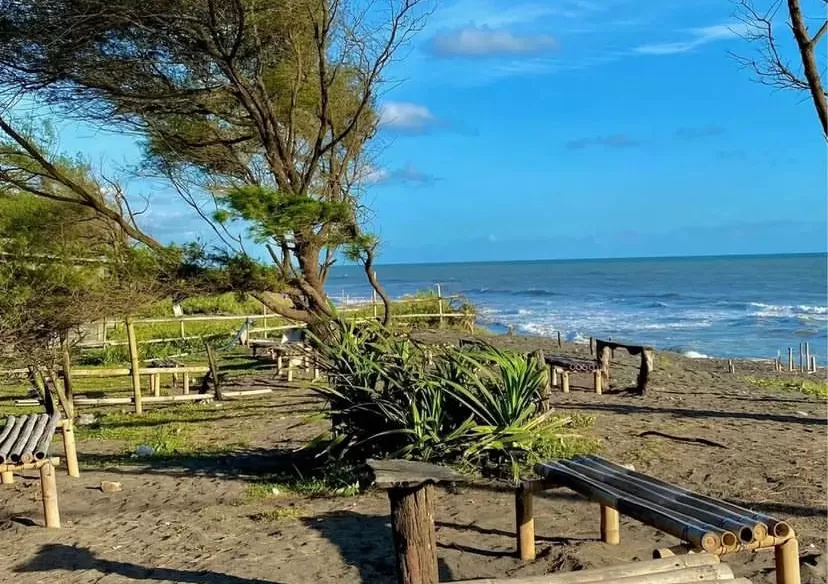 Pantai Kuwaru